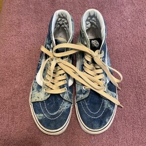 Vans denim sneakers in Women’s size 8